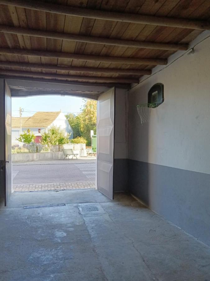 Casa Da Vovo Ceu - Casa De Campo Gandaresa - Country House, Entre Coimbra E Aveiro, A 15 Minutos Carro Praia Mira - Quintal Com Piscina Insuflavel Кантаньеди Экстерьер фото